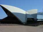 opera house-11.jpg (44223 bytes)