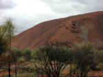 uluru-12.jpg (64323 bytes)
