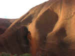 uluru-base-22.jpg (56527 bytes)