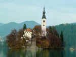bled_church.jpg (57287 bytes)