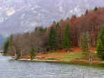 lake02.JPG (99732 bytes)