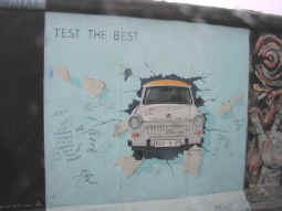 wall.jpg (38113 bytes)