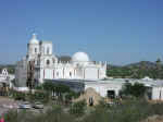 San Xavier17.jpg (55897 bytes)