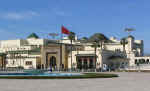 palace01.jpg (54957 bytes)